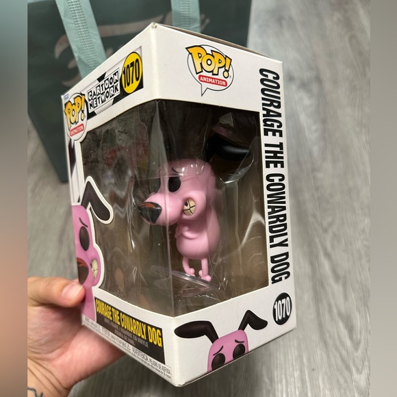 Courage The Cowardly Dog Funko Pop - Picture 4 of 4
